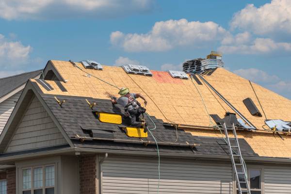 How To Check A Roofing Contractor License In Northwest Iowa